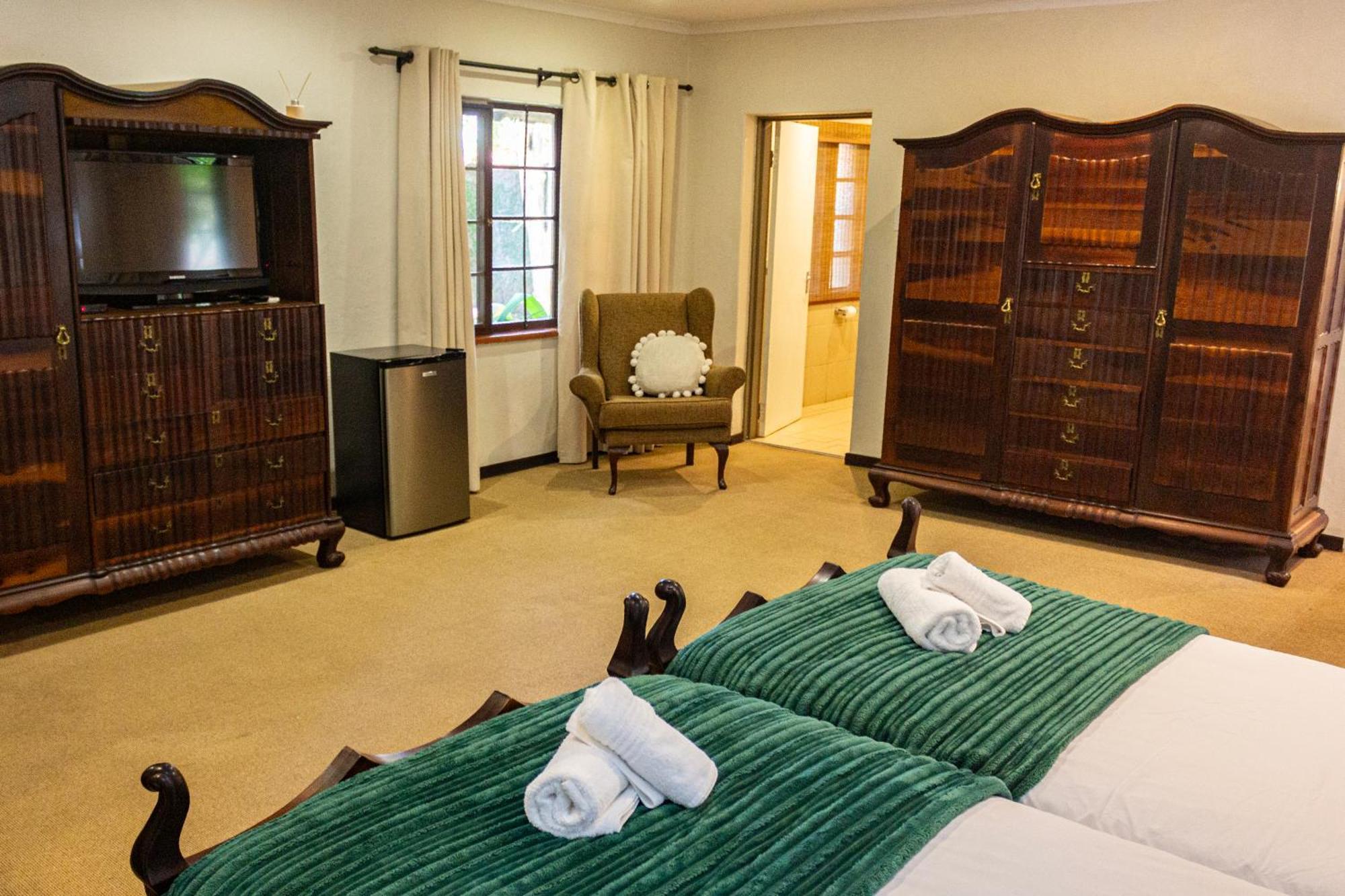 Hotel Numbi & Garden Suites Hazyview Bagian luar foto
